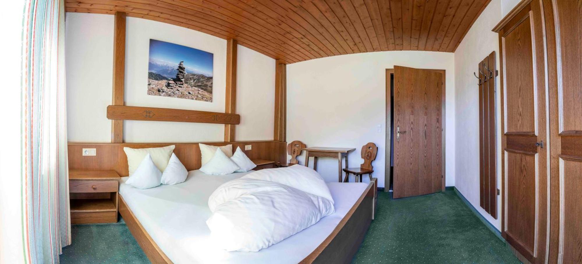 Ferienwohnungen Dietmar Thöni inclusive Pitztal Sommercard Arzl im Pitztal Exterior foto