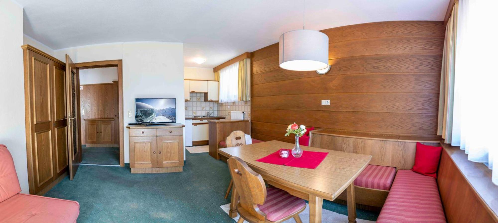Ferienwohnungen Dietmar Thöni inclusive Pitztal Sommercard Arzl im Pitztal Exterior foto